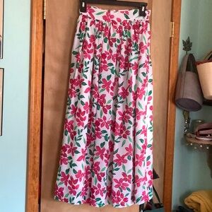 Like New VTG Pleated Midi Skirt